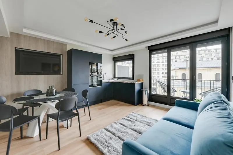 182 Suite Two - Superb Apartment In Paris France