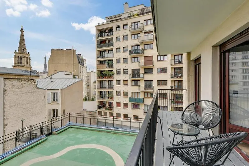 182 Suite Two - Superb Apartment In Paris France